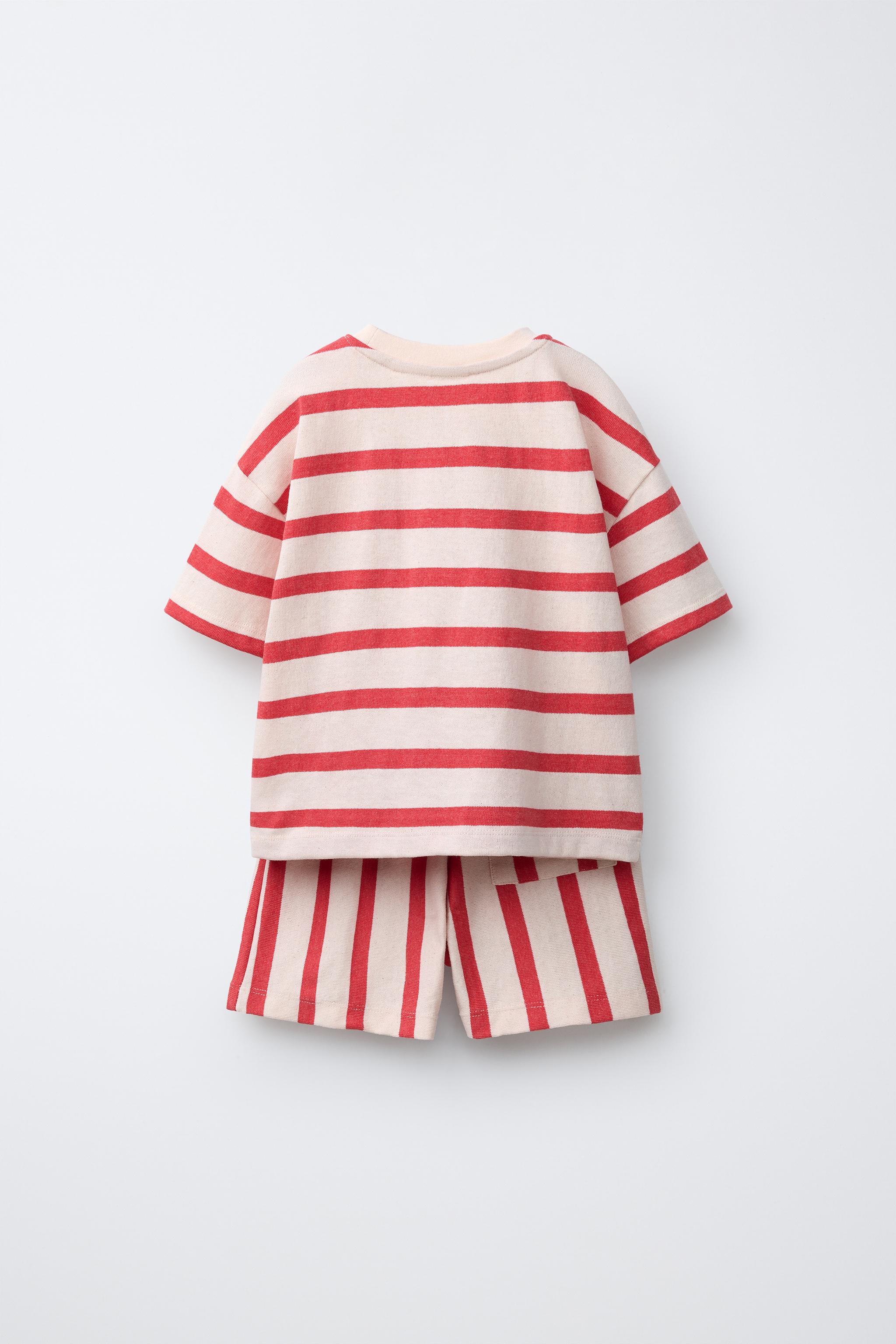 ENSEMBLE JOGGING T-SHIRT ET BERMUDA À RAYURES